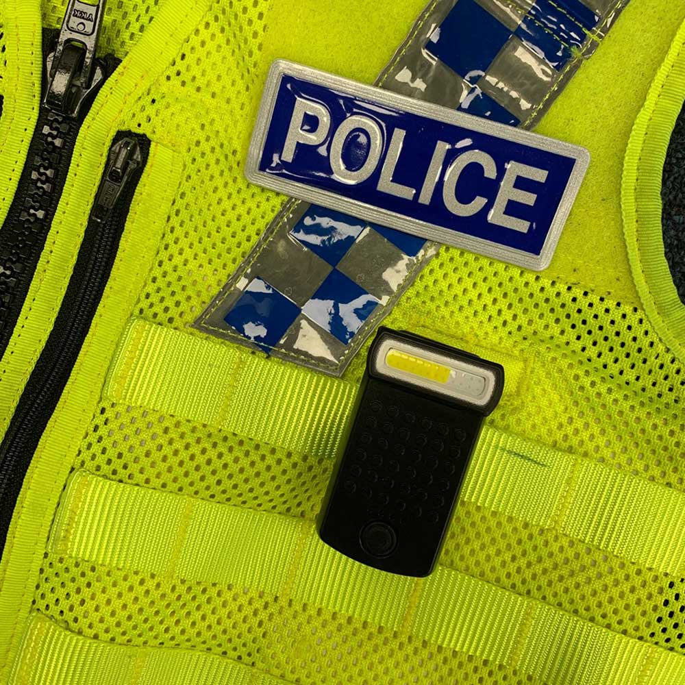 W1R Police Blue Flash Rechargeable Clip Light