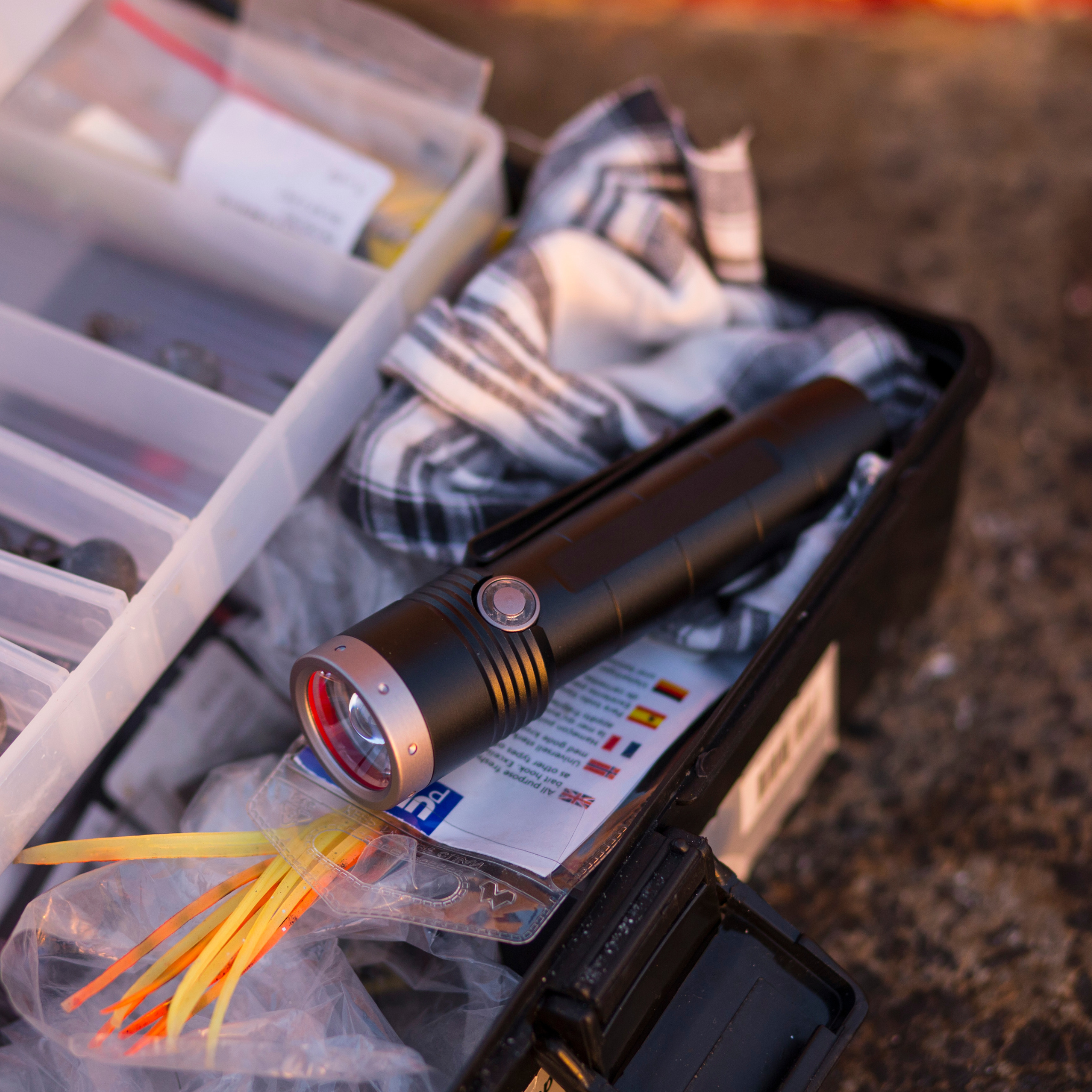 MT10 Rechargeable Outdoor Torch, 1000 Lumens