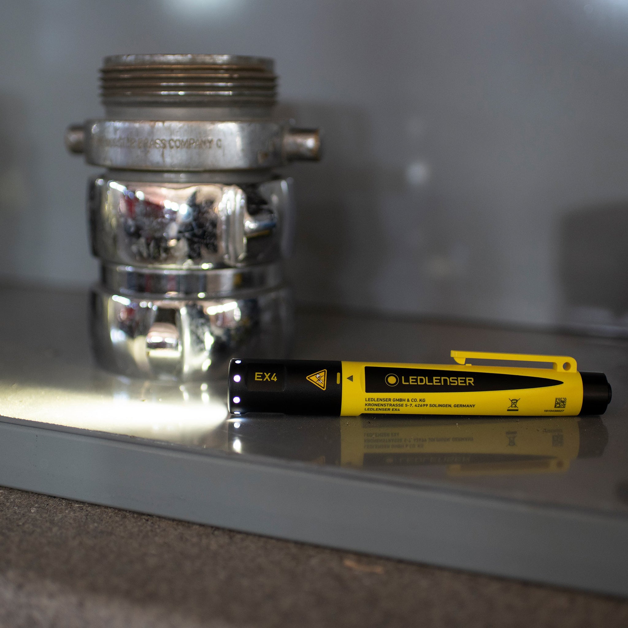 Ledlenser EX4 Intrinsically Safe Torch | Zone 0/20 | Dust & Water ...