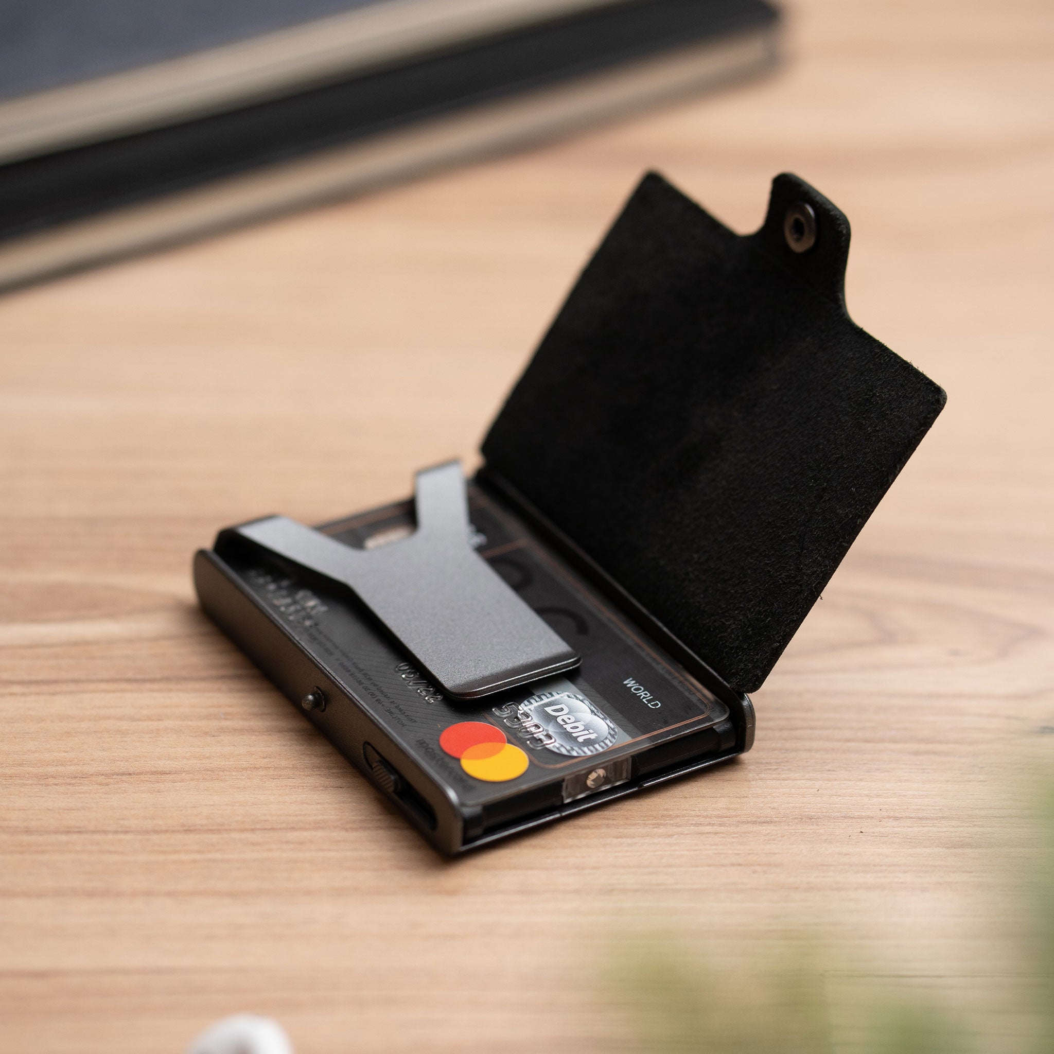 Lite Wallet® Flexible