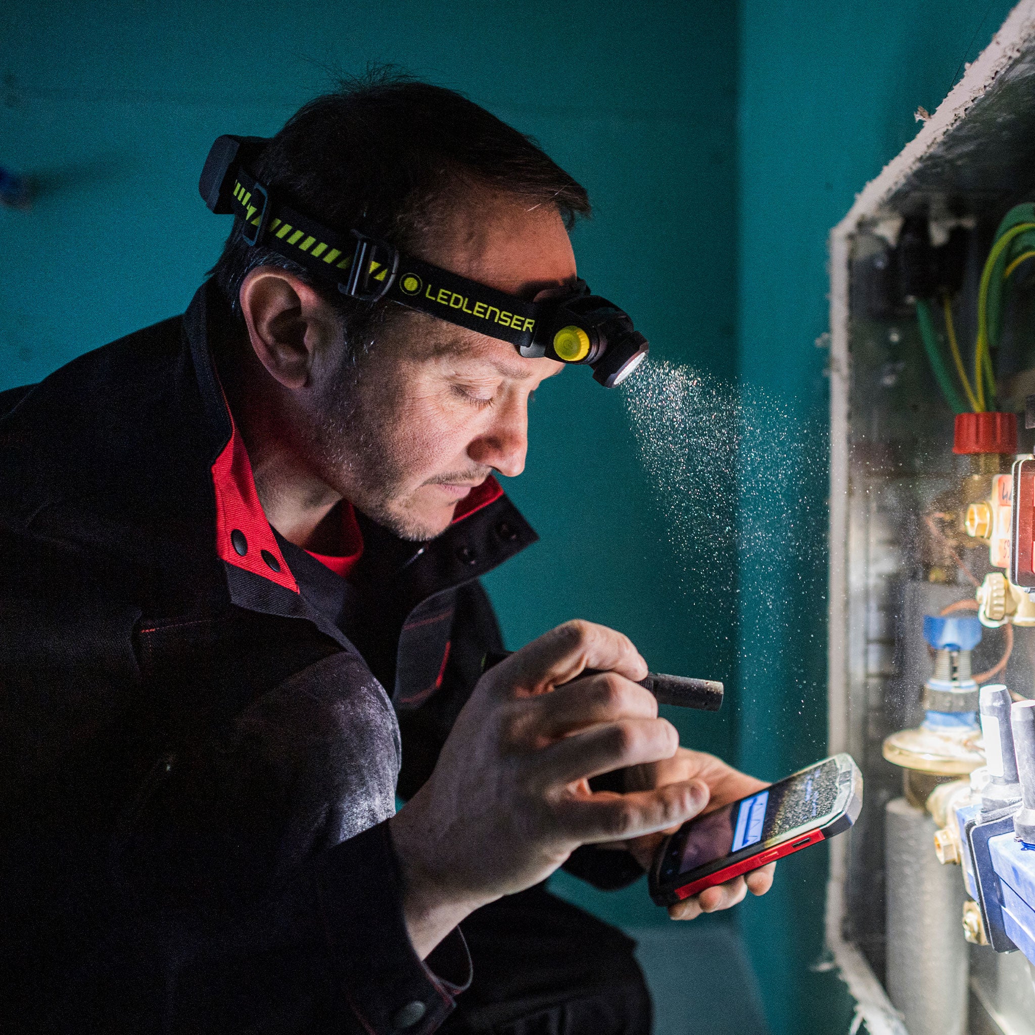 P2R Work Rechargeable Torch 2020, 110 Lumens