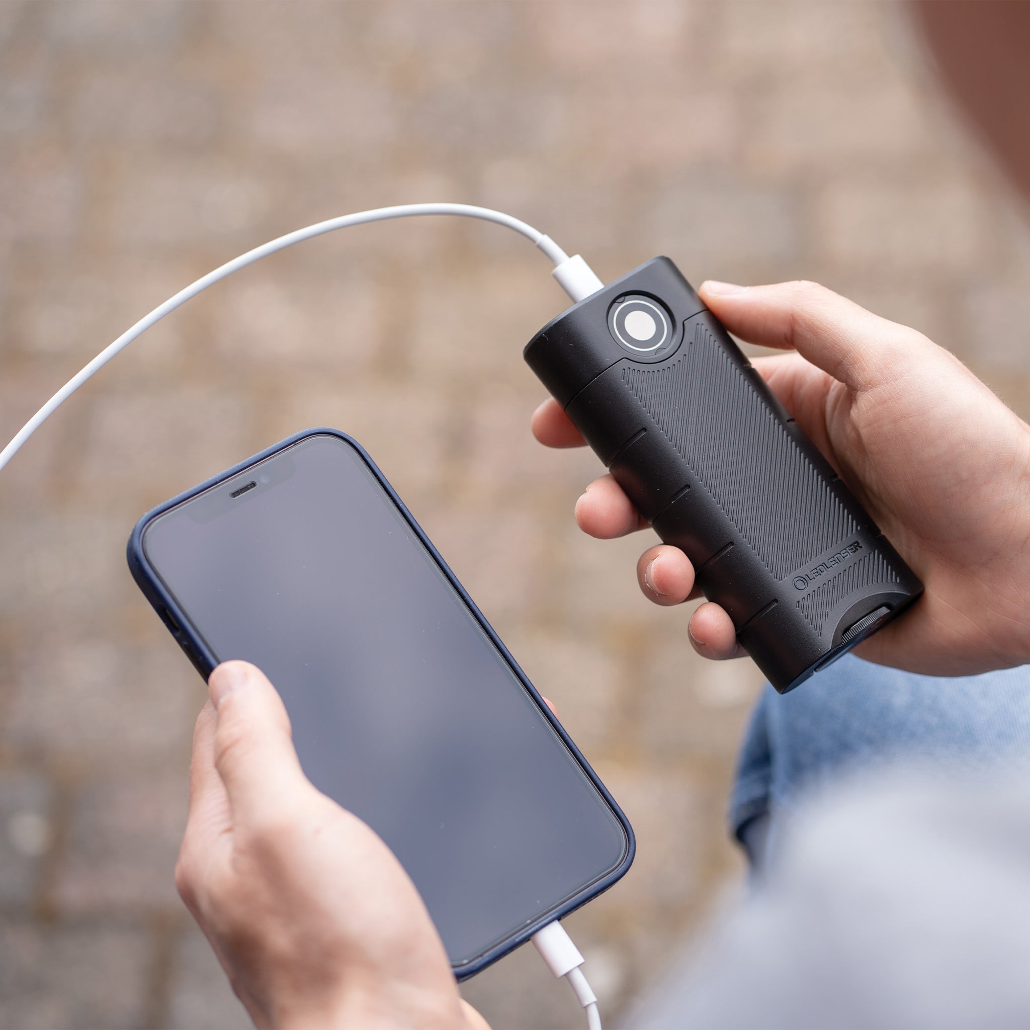FLEX10 Li-ion Powerbank Plus 9000mAh, Includes 2 x 21700