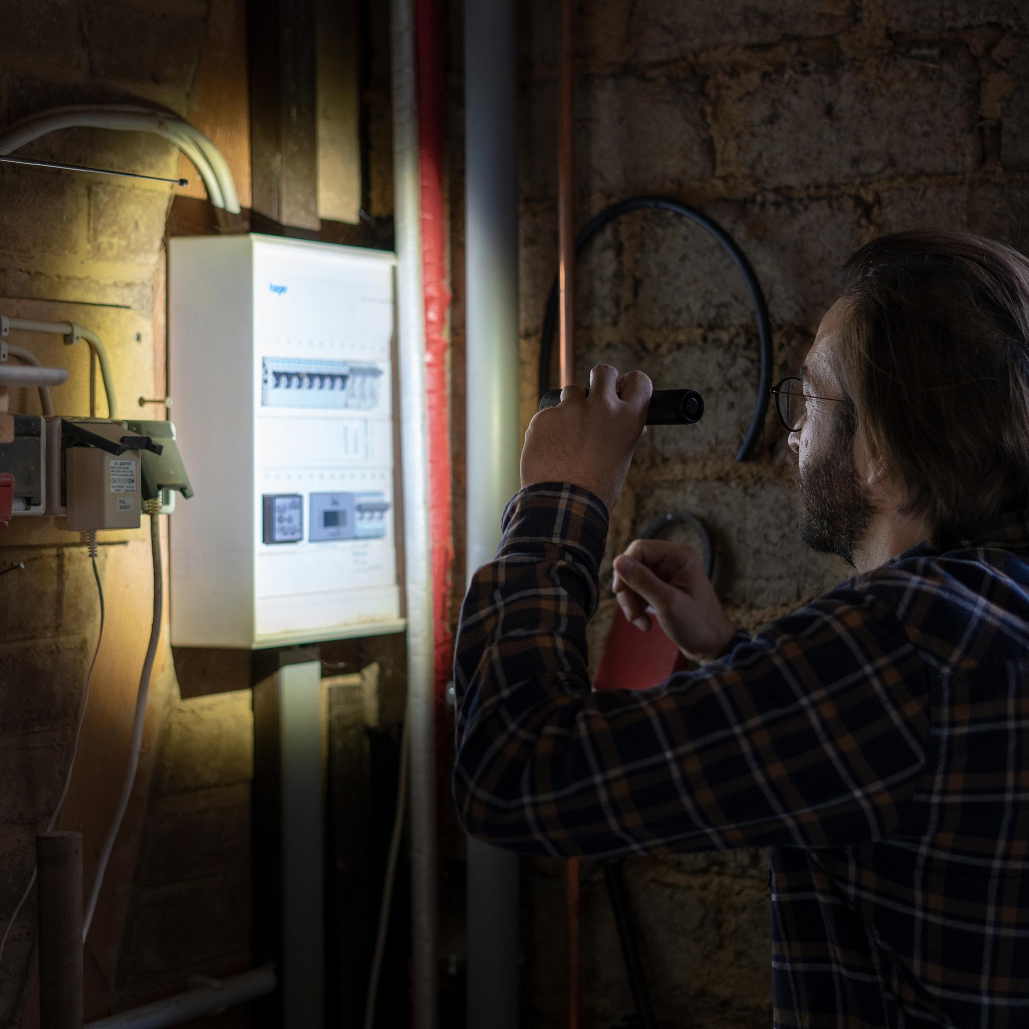 P7 Core Battery Operated Torch 2021, 450 Lumens