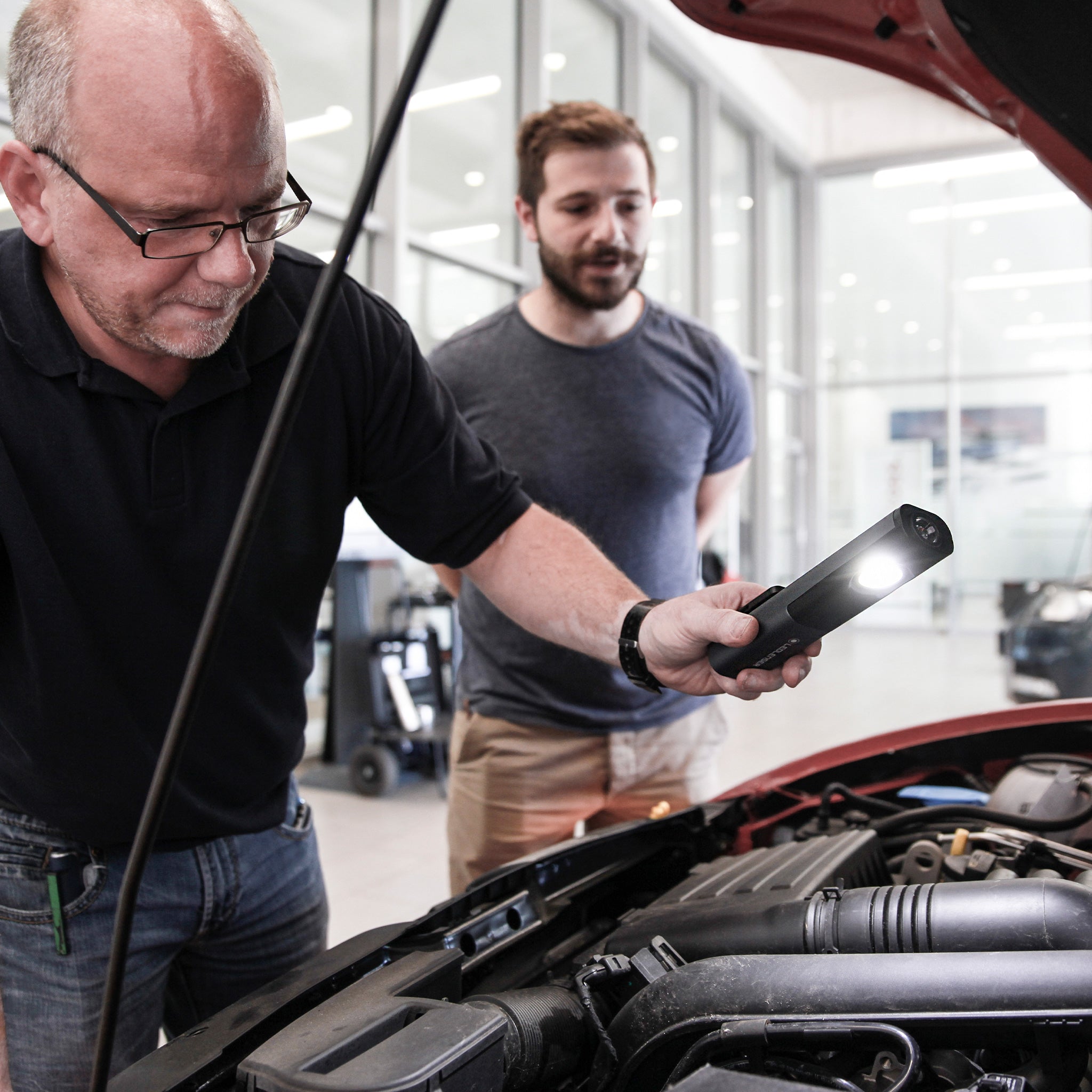 iW7R Inspection Light